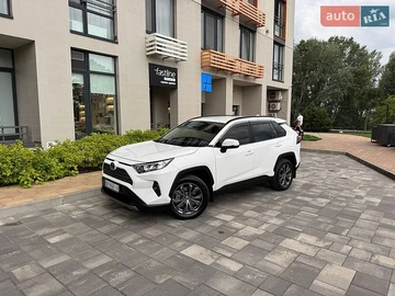 Авто Toyota Rav4 2023 № 8970635
