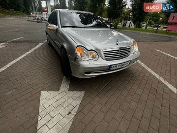 Авто Mercedes C-Class 2002 № 8970789