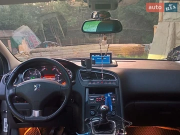 Авто Peugeot 5008 2010 № 8970930
