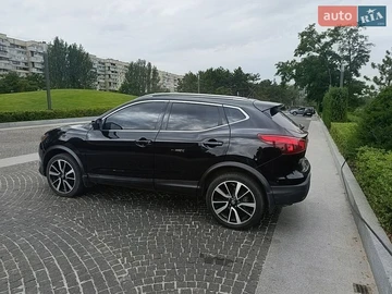 Авто Nissan Rogue Sport 2018 № 8971039