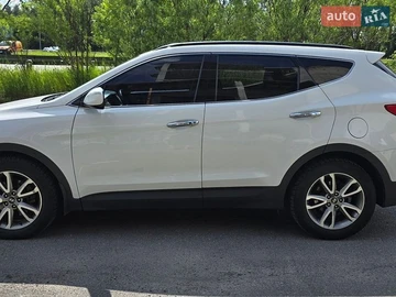 Авто Hyundai Santa Fe 2013 № 8971042