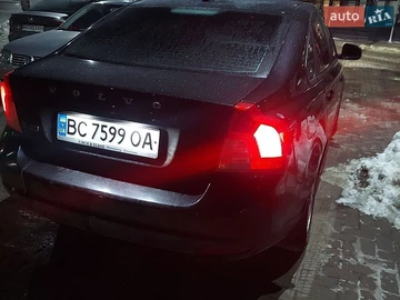Авто Volvo S40 2011 № 8971108