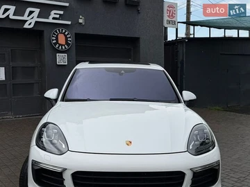 Авто Porsche Cayenne 2014 № 8971151