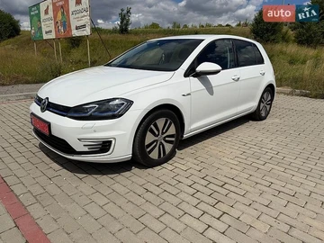 Авто Volkswagen E-Golf 2018 № 8971175