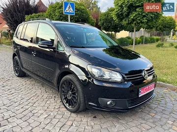 Авто Volkswagen Touran 2011 № 8971302