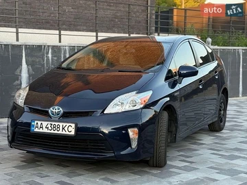 Авто Toyota Prius 2015 № 8971327