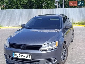 Авто Volkswagen Jetta 2014 № 8971469