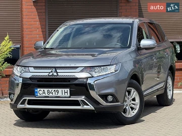 Авто Mitsubishi Outlander 2021 № 8971617