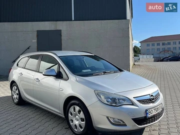 Авто Opel Astra 2011 № 8971660
