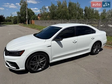Авто Volkswagen Passat 2016 № 8971724
