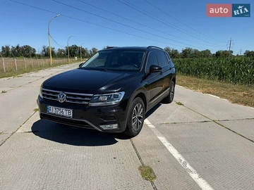 Авто Volkswagen Tiguan 2017 № 8971792