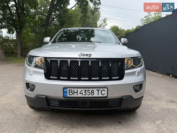 Авто Jeep Grand Cherokee 2012 № 8971797