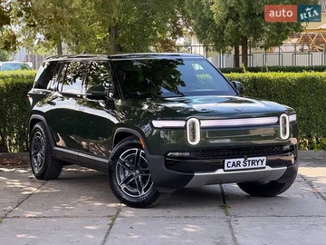 Авто Rivian R1S 2024 № 8971871