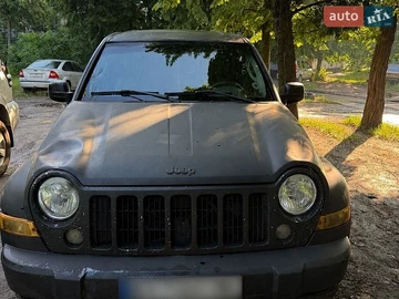 Авто Jeep Liberty 2004 № 8971885