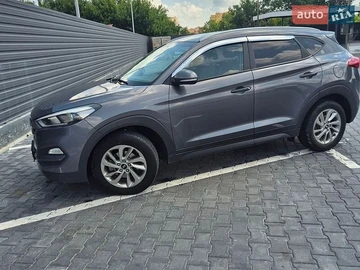 Авто Hyundai Tucson 2015 № 8972130