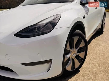 Авто Tesla Model Y 2022 № 8972228