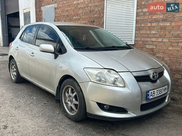 Авто Toyota Auris 2008 № 8972259