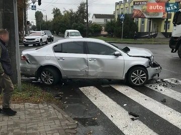 Авто Volkswagen Passat 2013 № 8972263