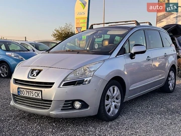 Авто Peugeot 5008 2010 № 8972345