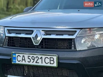 Авто Renault Duster 2012 № 8972348