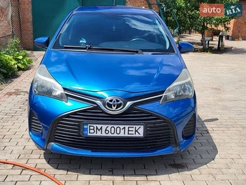 Авто Toyota Yaris 2015 № 8972451