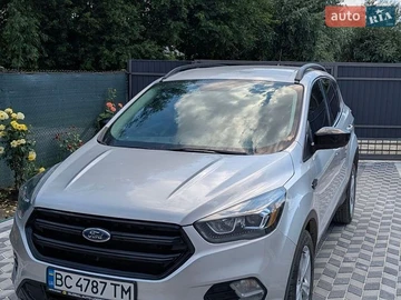 Авто Ford Escape 2019 № 8972497