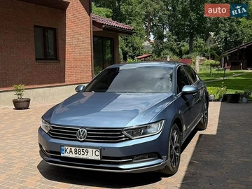 Авто Volkswagen Passat 2017 № 8972506