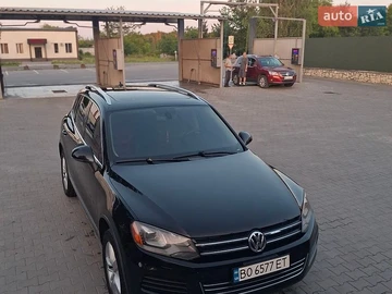 Авто Volkswagen Touareg 2014 № 8972585