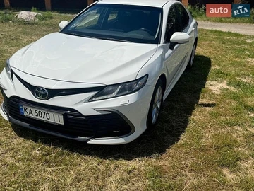 Авто Toyota Camry 2021 № 8972593
