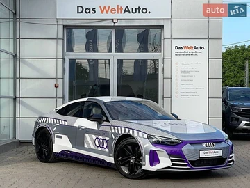 Авто Audi Rs E-Tron Gt 2024 № 8972705