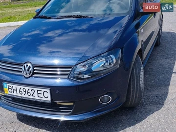Авто Volkswagen Polo 2011 № 8972898