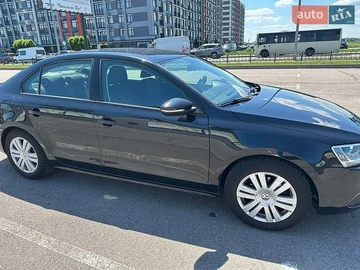 Авто Volkswagen Jetta 2011 № 8972928