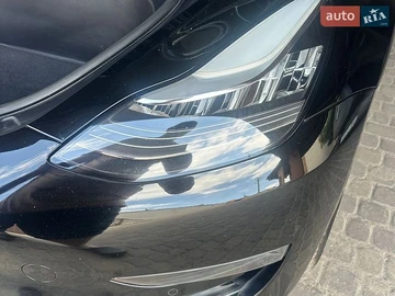 Авто Tesla Model 3 2019 № 8973061