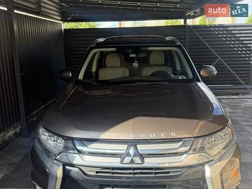 Авто Mitsubishi Outlander 2018 № 8973156