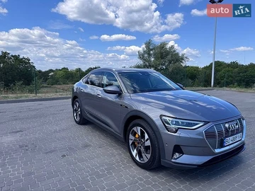 Авто Audi E-Tron Sportback 2020 № 8973208