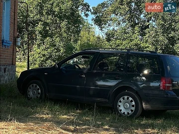 Авто Volkswagen Golf 1999 № 8973403