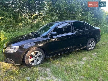 Авто Volkswagen Jetta 2012 № 8973485