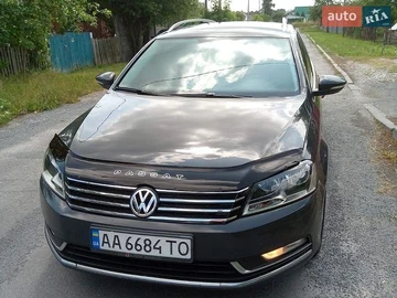 Авто Volkswagen Passat 2011 № 8973578