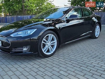 Авто Tesla Model S 2013 № 8973708