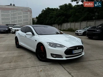 Авто Tesla Model S 2015 № 8973806