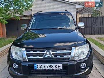Авто Mitsubishi Pajero Wagon 2012 № 8973899
