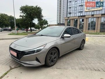 Авто Hyundai Elantra 2023 № 8973910