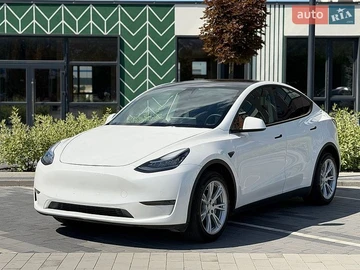 Авто Tesla Model Y 2022 № 8973952