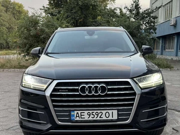 Авто Audi Q7 2015 № 8974129