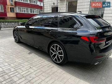 Авто BMW 5 Series 2020 № 8974136