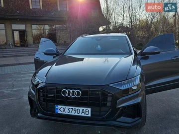 Авто Audi Q8 2019 № 8974145