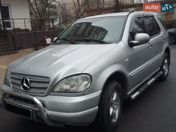 Авто Mercedes M-Class 2001 № 8974409