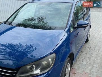 Авто Volkswagen Touran 2012 № 8974633