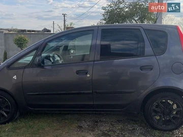 Авто Mitsubishi Colt 2006 № 8974726