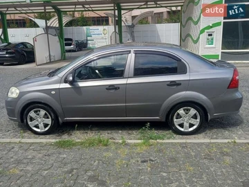 Авто Chevrolet Aveo 2007 № 8974728